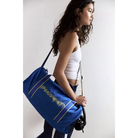 Free People Movement Good Sport Athletic Blue Duffle Bag New With Tags - Picture 1 of 14